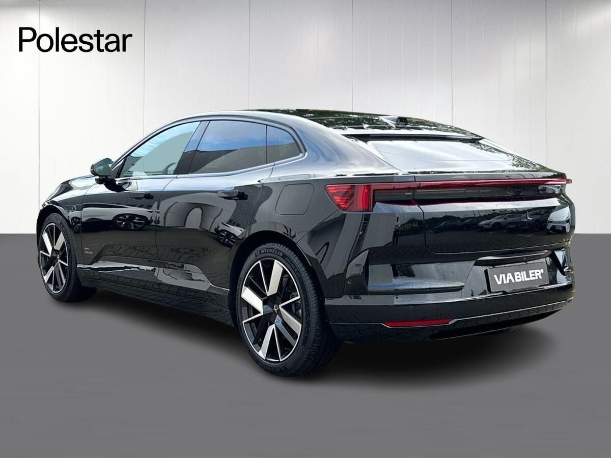 undefined Polestar 4 fra 2025