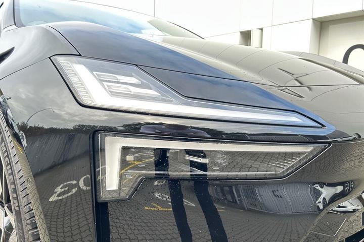undefined Polestar 4 fra 2025
