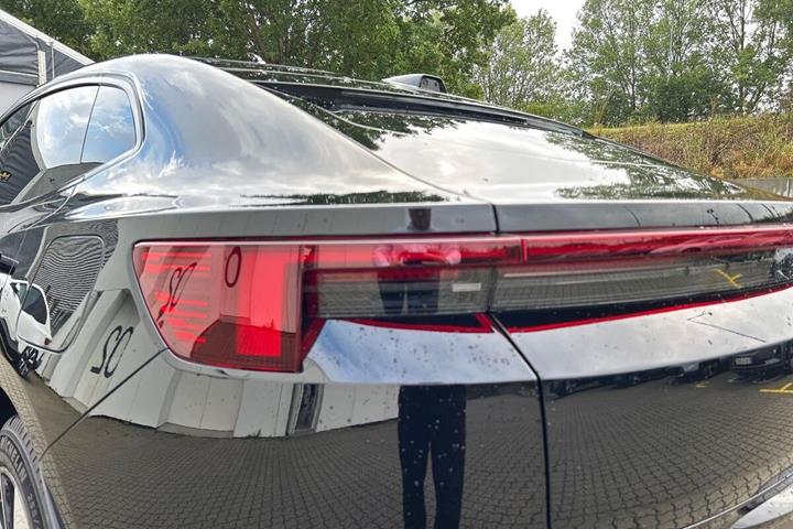 undefined Polestar 4 fra 2025