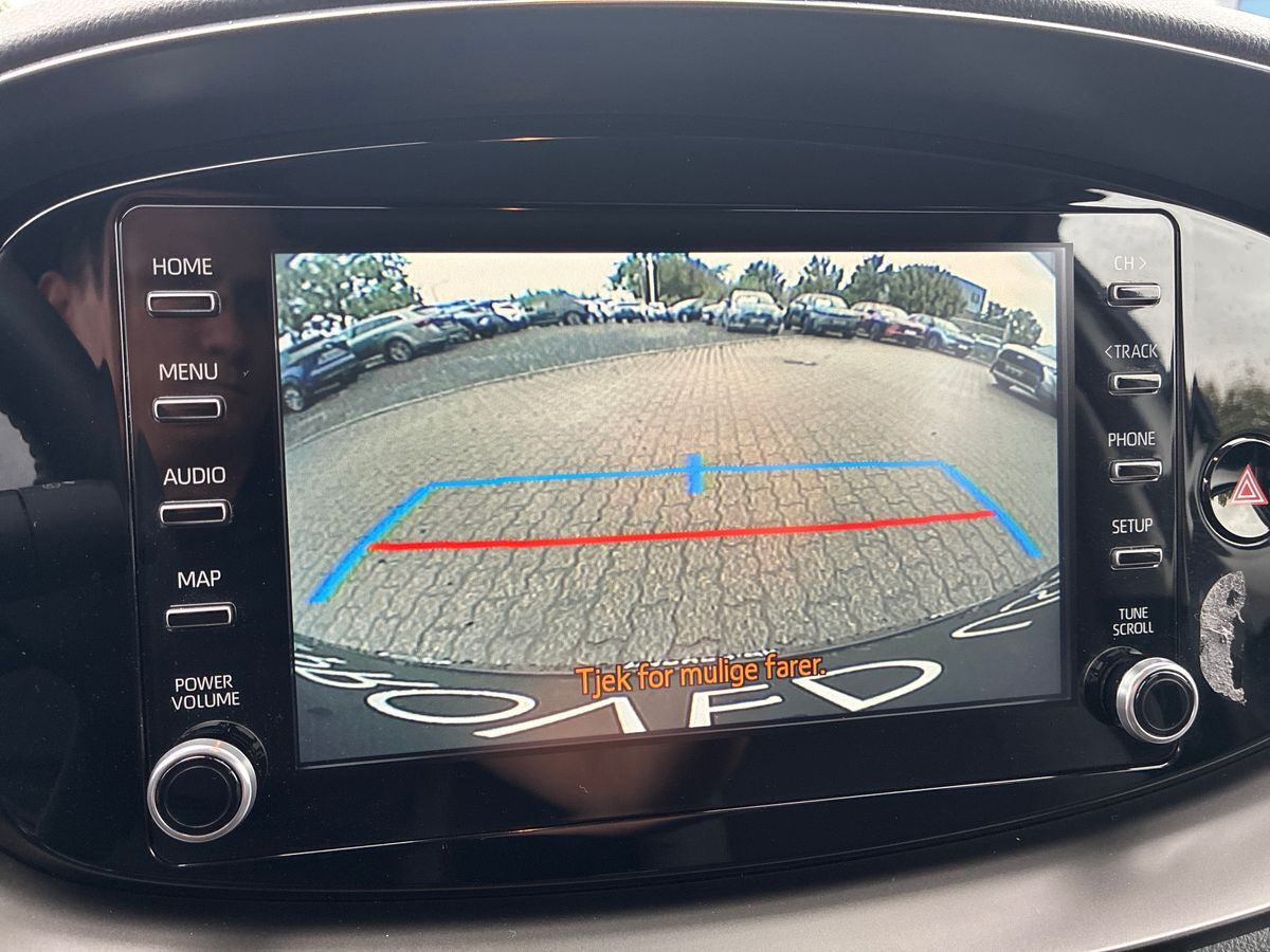 Hvid Toyota Aygo X fra 2023