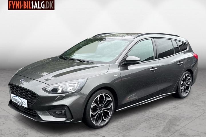 Sort Ford Focus fra 2019