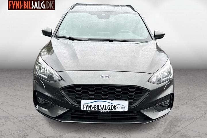 Sort Ford Focus fra 2019