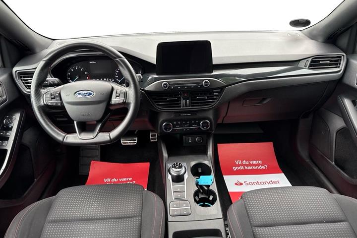 Sort Ford Focus fra 2019