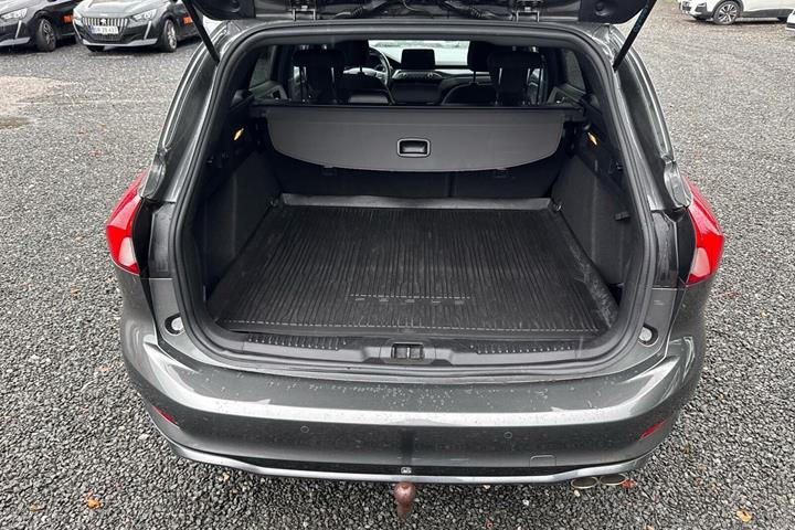 Sort Ford Focus fra 2019