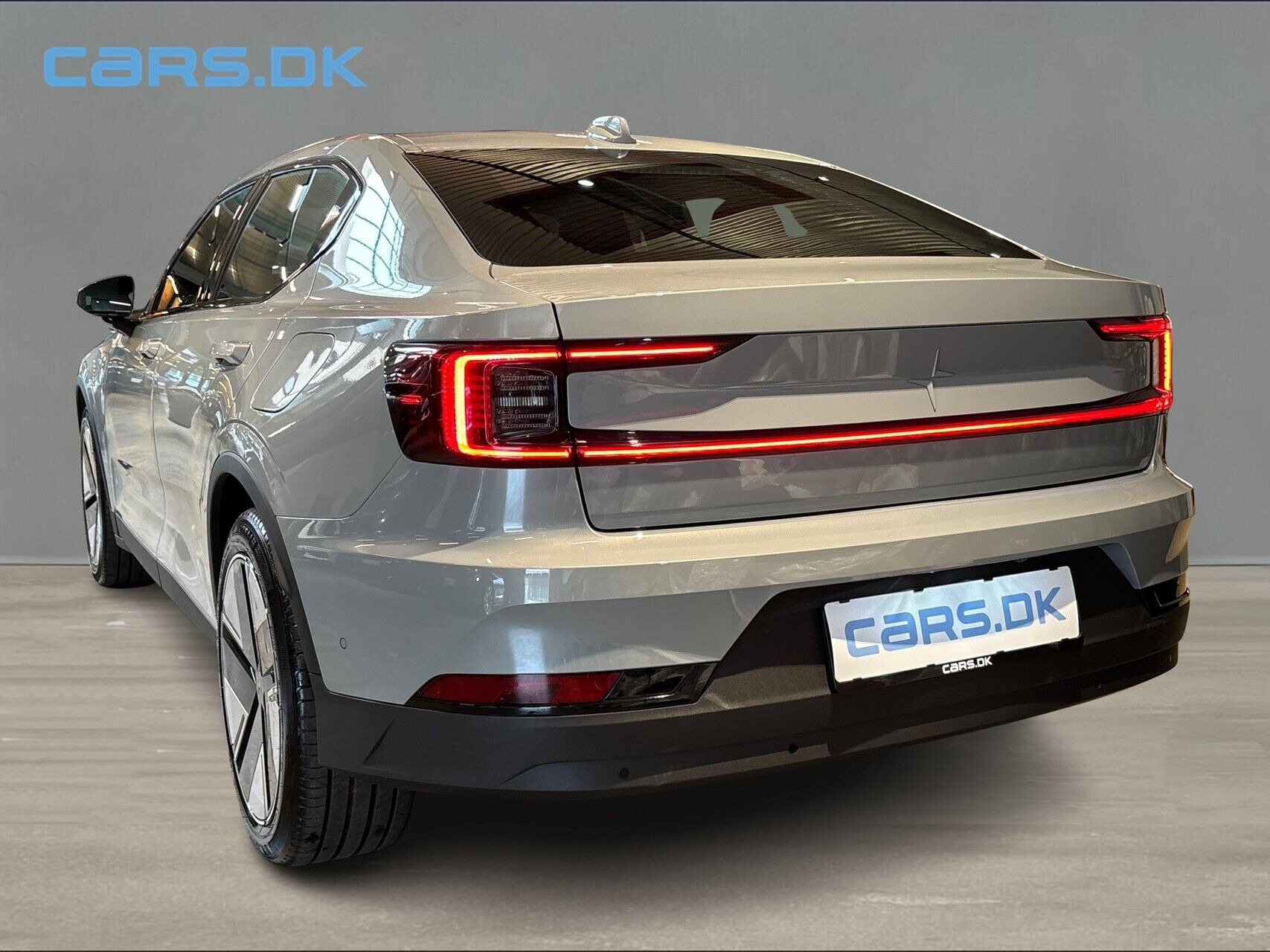 Grå Polestar 2 fra 2025