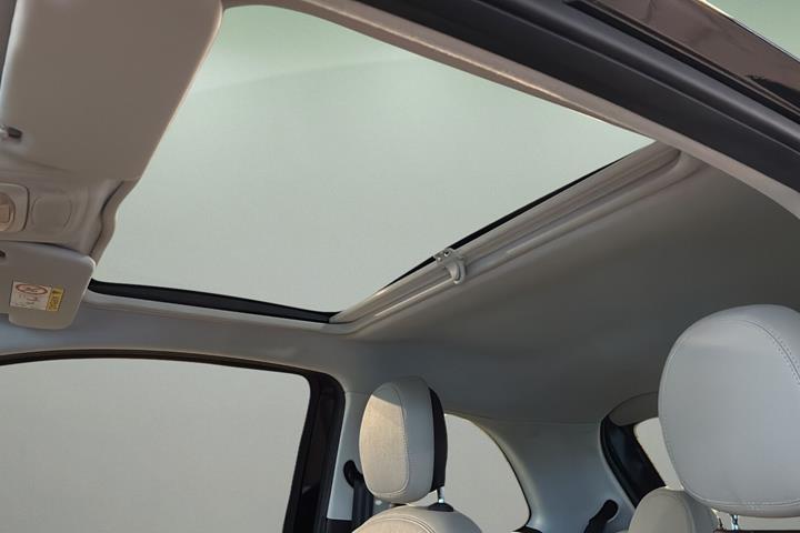 Sort Fiat 500e fra 2024