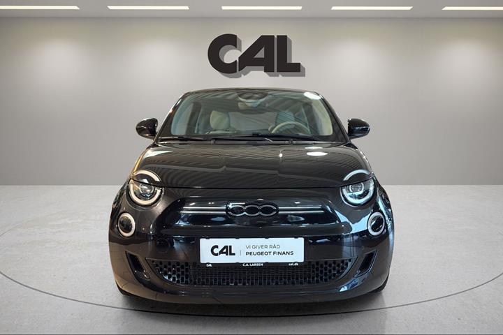 Sort Fiat 500e fra 2024