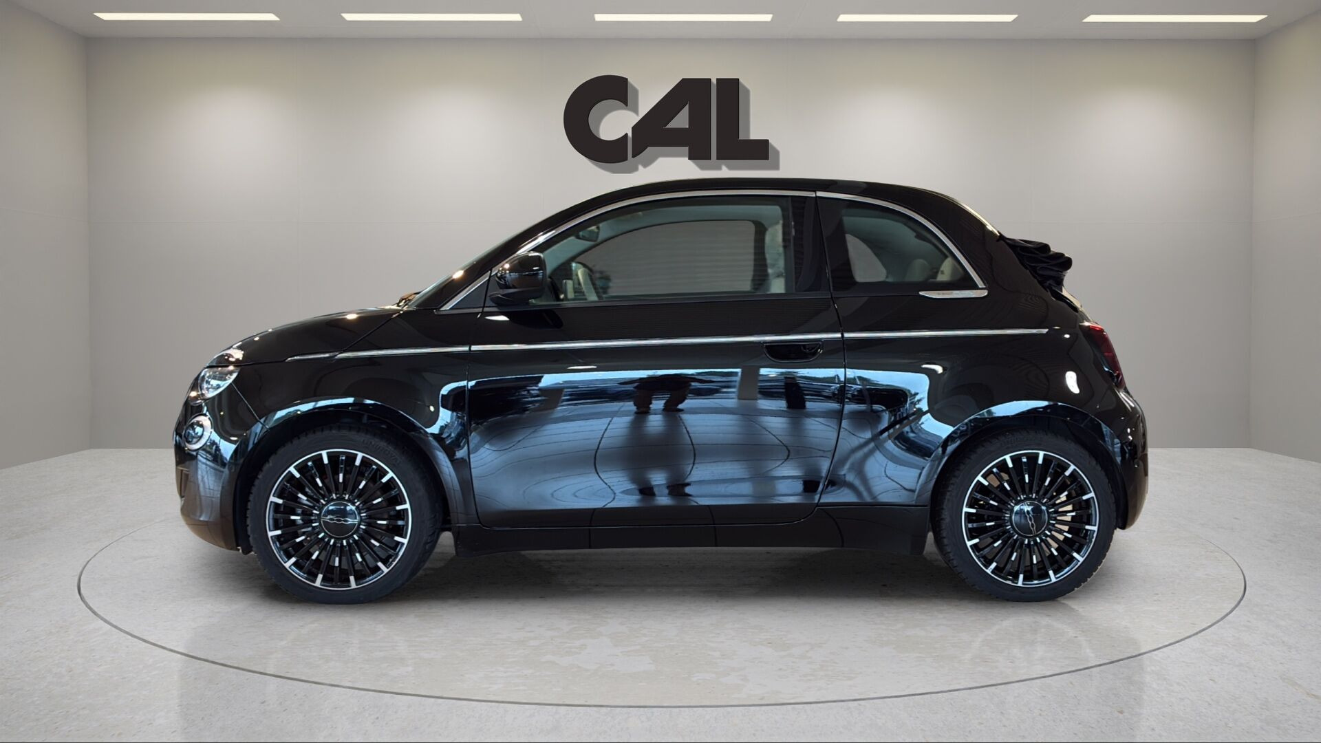 Sort Fiat 500e fra 2024