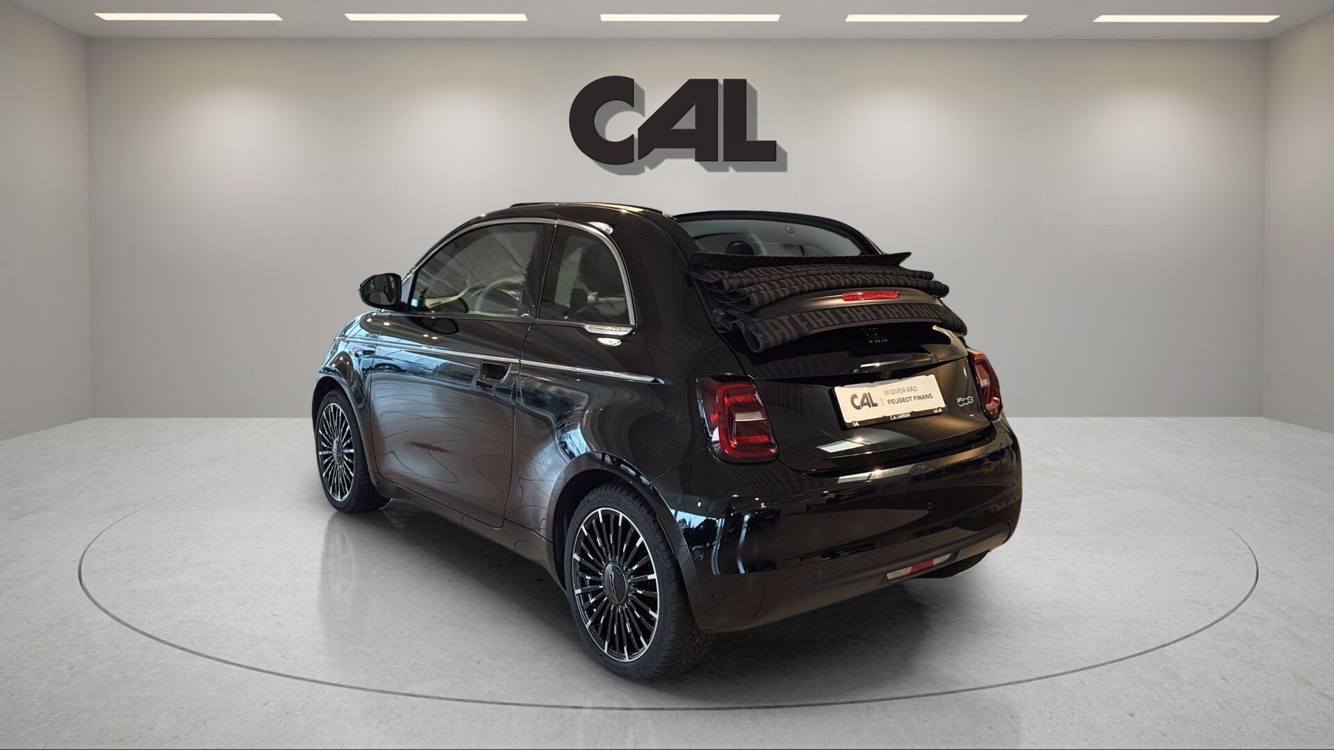 Sort Fiat 500e fra 2024