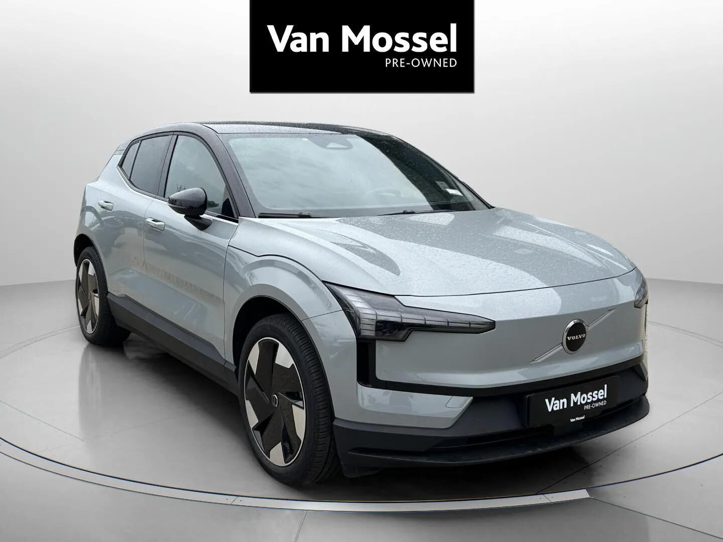 Grå Volvo EX30 fra 2024