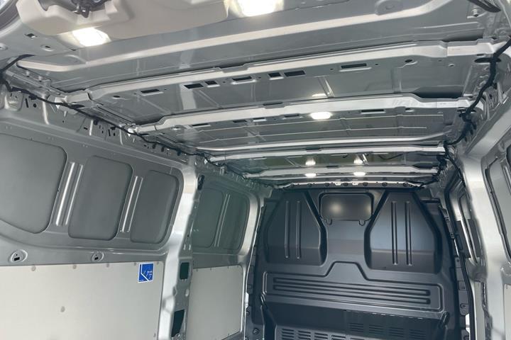 Sølv Ford E-Transit Custom fra 2026