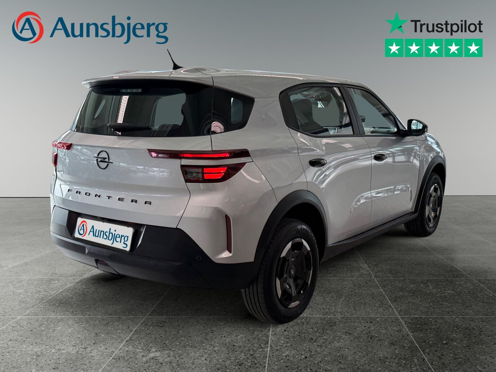 Grå Opel Frontera fra 2025