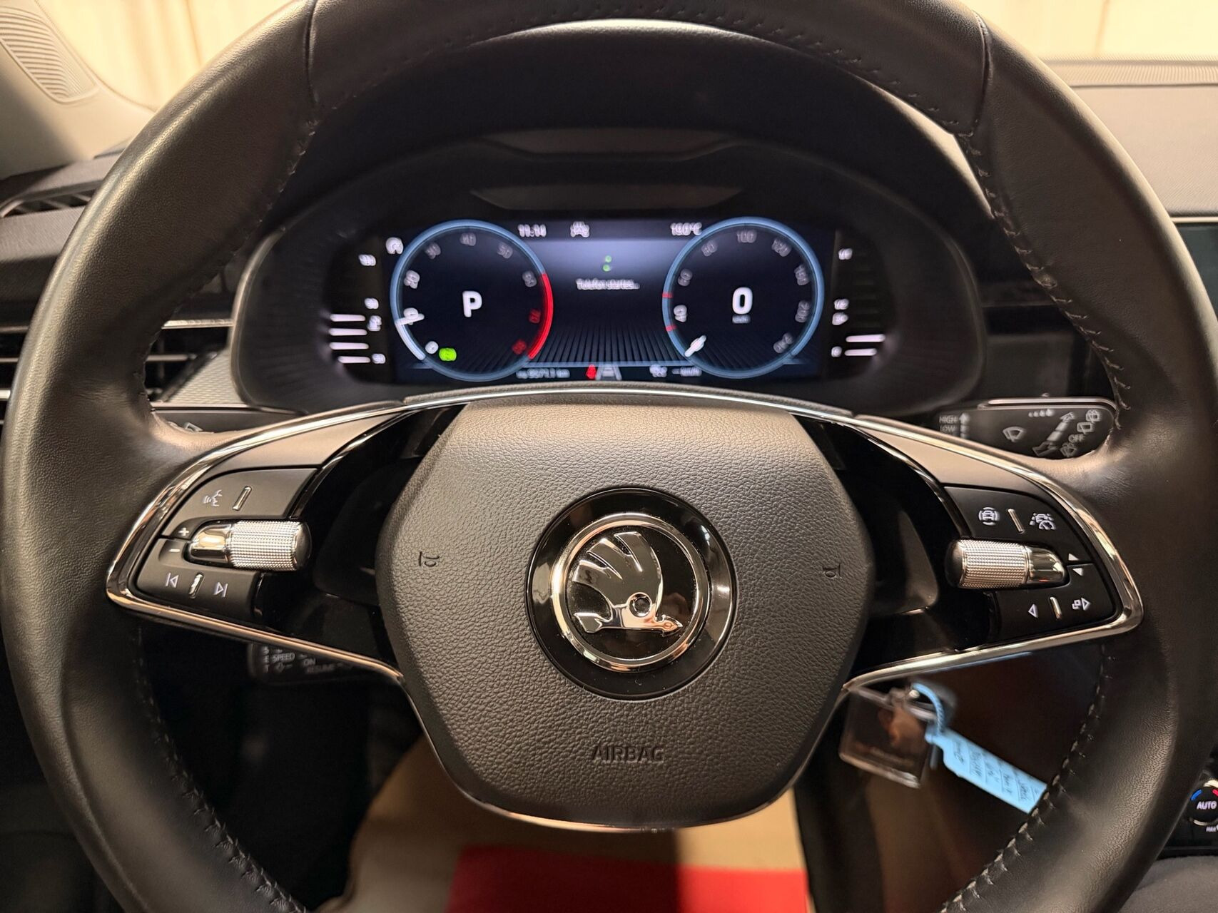 Grå Skoda Kamiq fra 2023