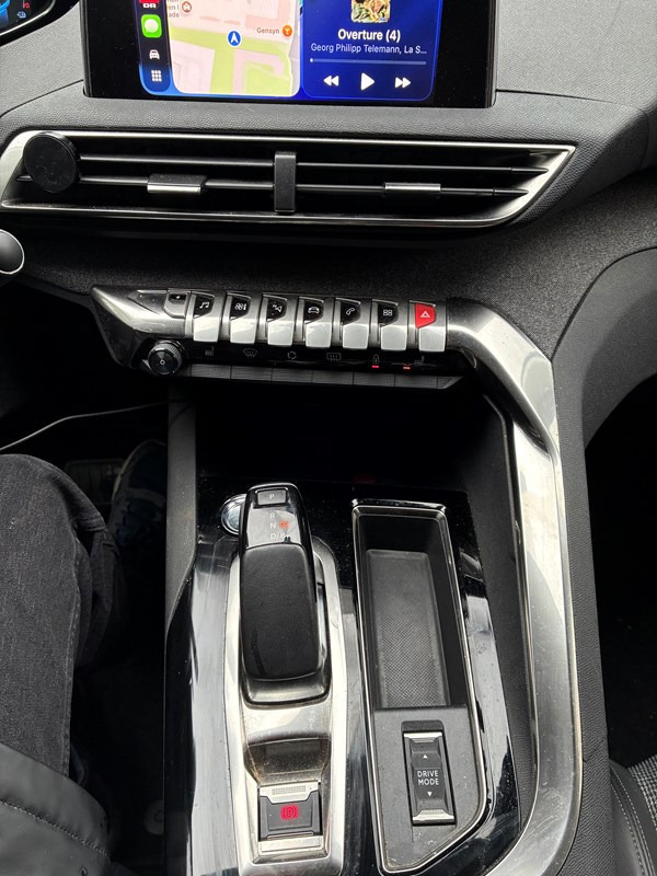 undefined Peugeot 3008 fra 2020