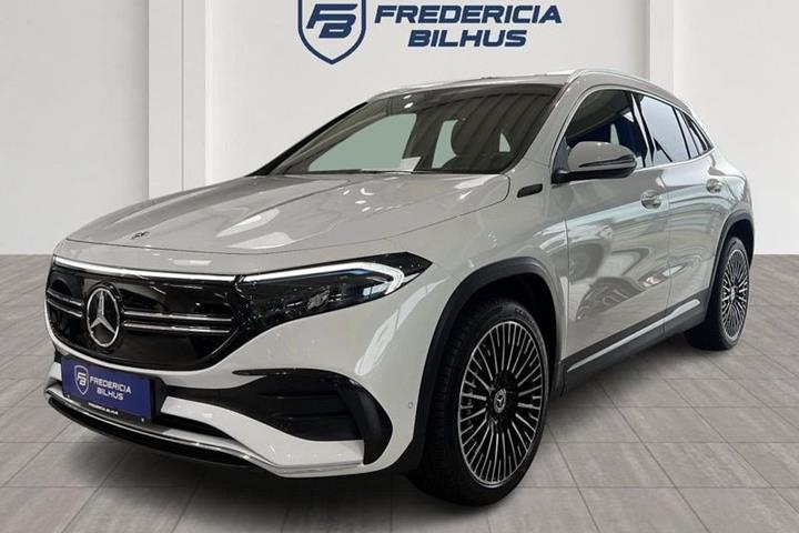 Hvid Mercedes EQA250+ fra 2022
