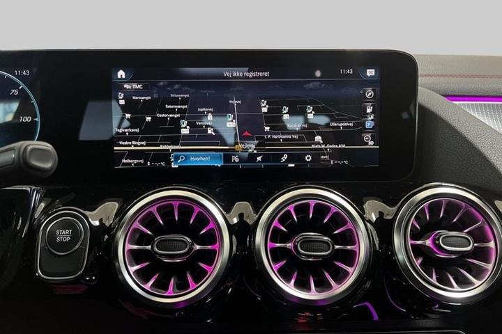 Hvid Mercedes EQA250+ fra 2022