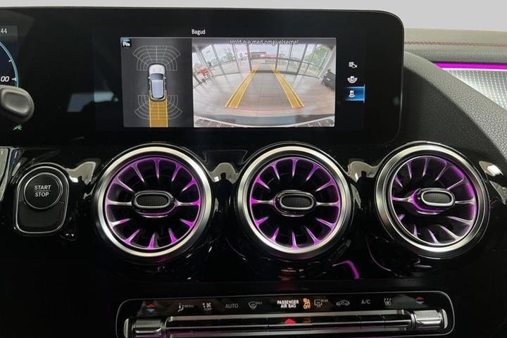 Hvid Mercedes EQA250+ fra 2022