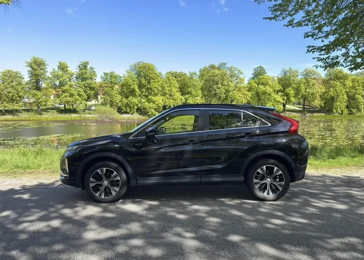 Sort Mitsubishi Eclipse Cross fra 2018
