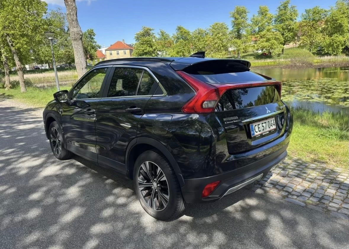 Sort Mitsubishi Eclipse Cross fra 2018