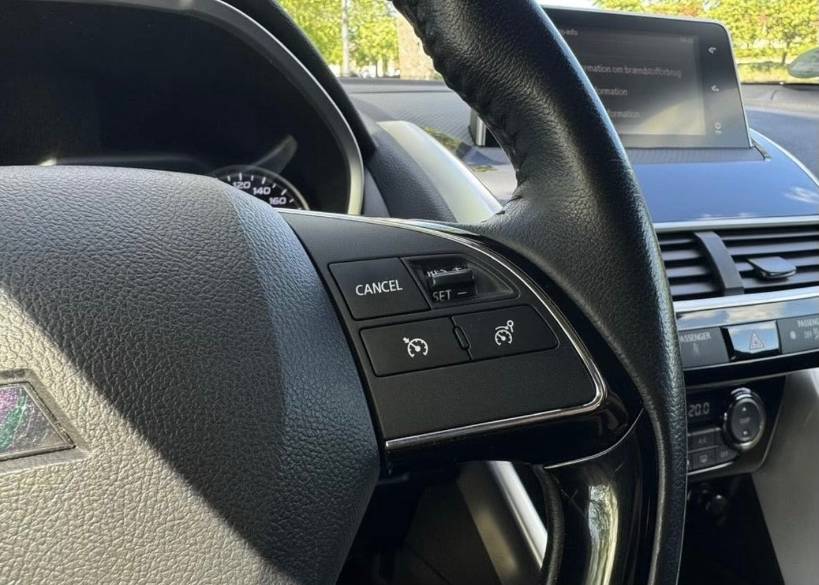 Sort Mitsubishi Eclipse Cross fra 2018