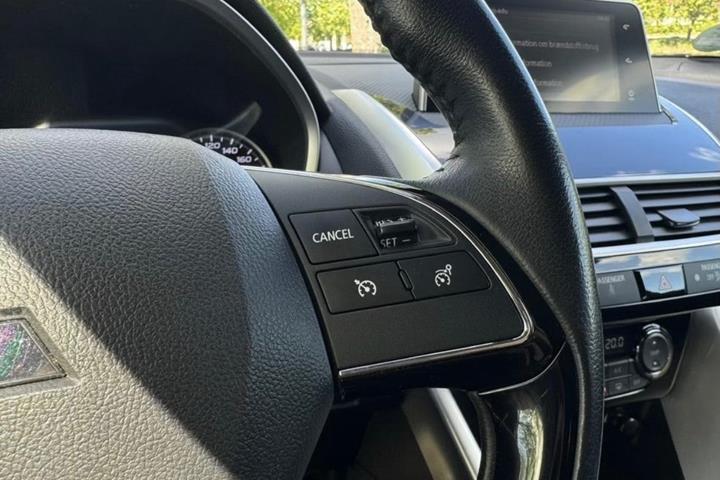 Sort Mitsubishi Eclipse Cross fra 2018