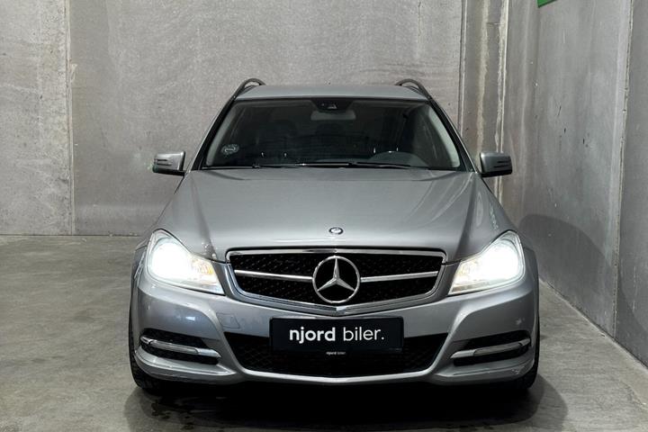 undefined Mercedes C200 fra 2011