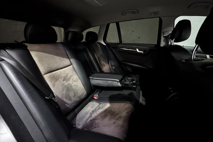 undefined Mercedes C200 fra 2011