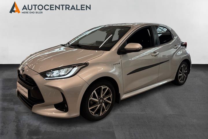 Sølv Toyota Yaris fra 2020