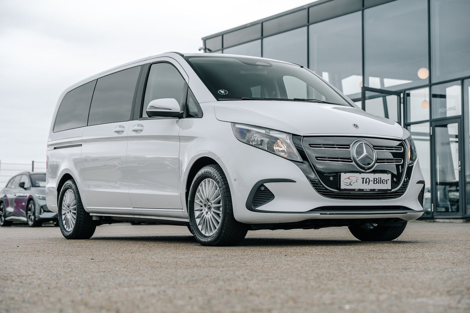Mercedes EQV300 Avantgarde L
