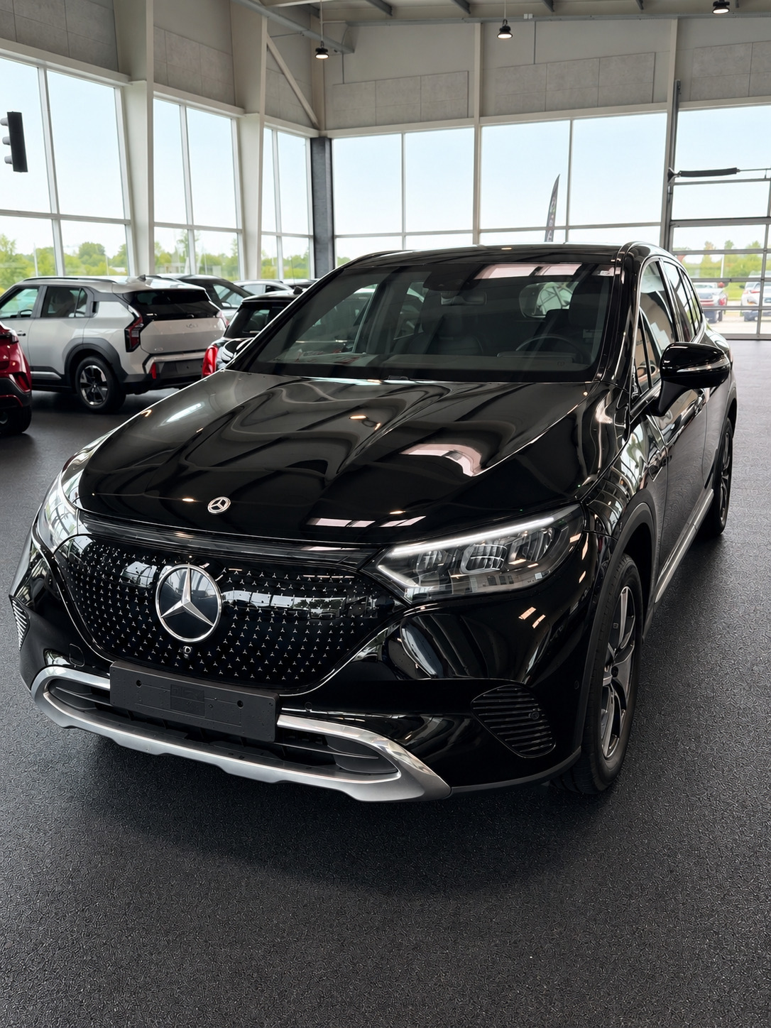 Mercedes EQE350+ SUV