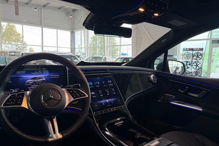 Sort Mercedes EQE350+ SUV fra 2025