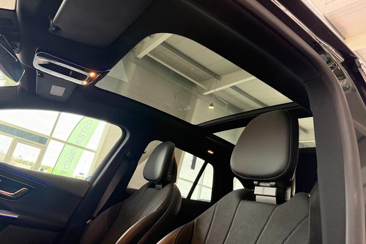 Sort Mercedes EQE350+ SUV fra 2025