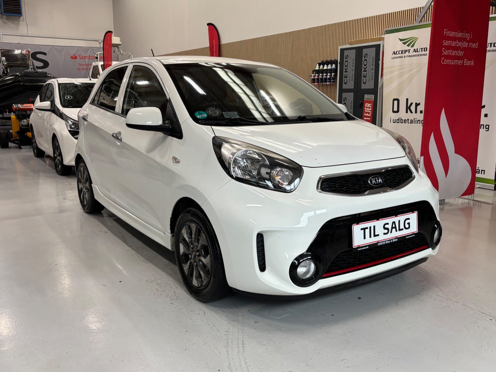 Hvid Kia Picanto fra 2016