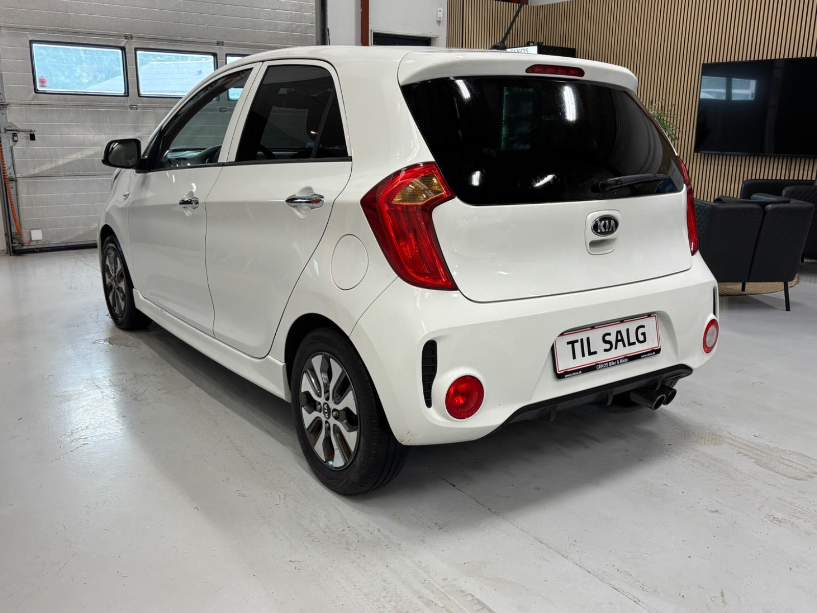 Hvid Kia Picanto fra 2016