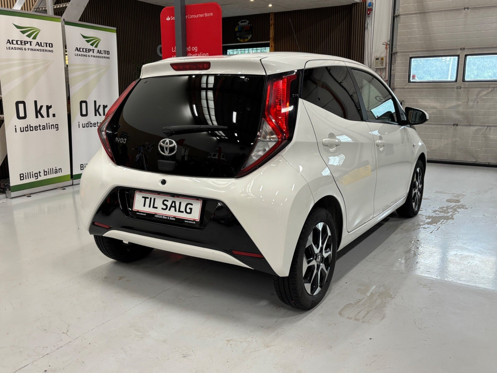 Hvid Toyota Aygo fra 2021