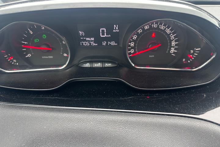 Bronze Peugeot 208 fra 2012