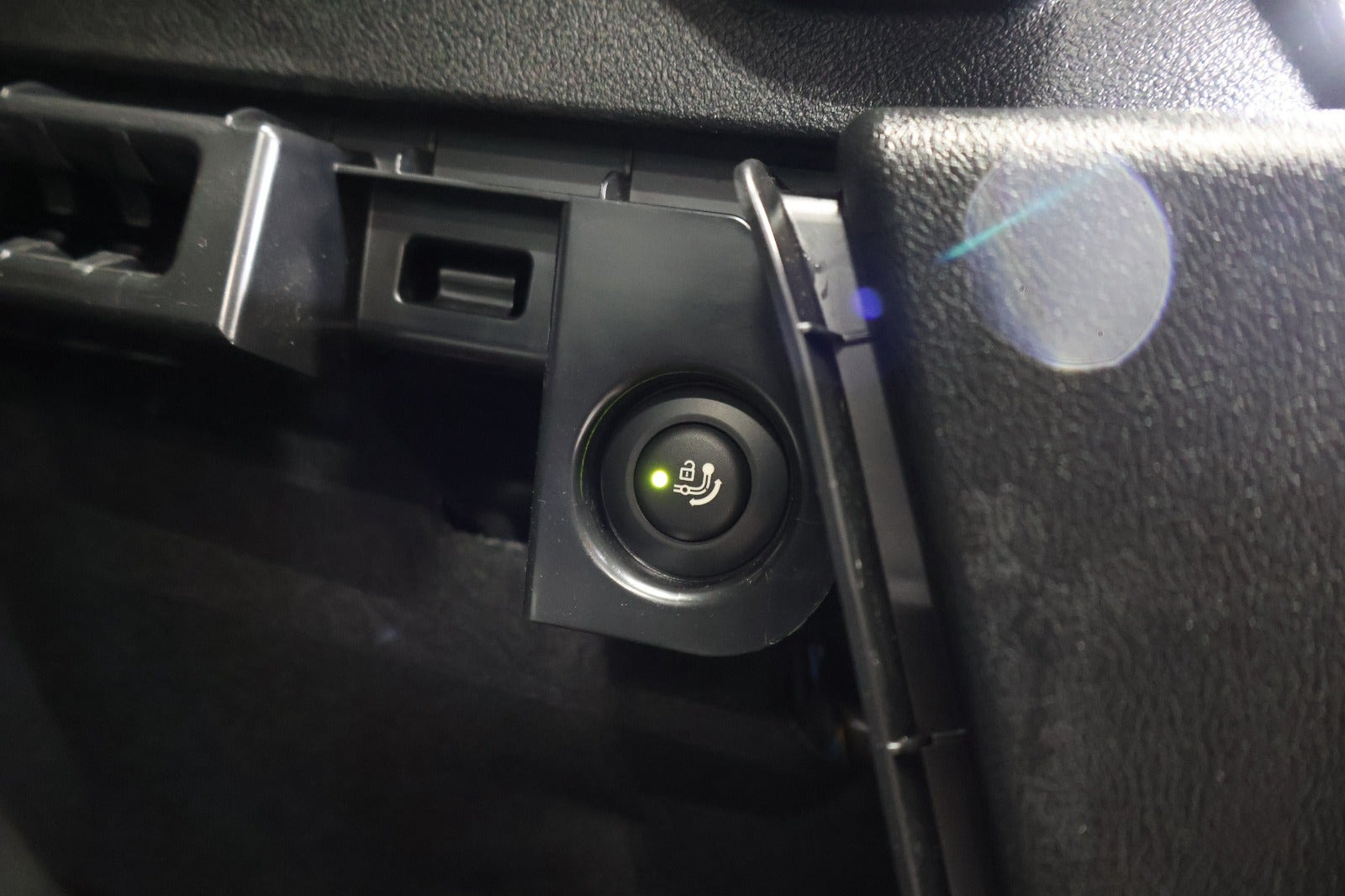 Grå BMW iX3 fra 2023