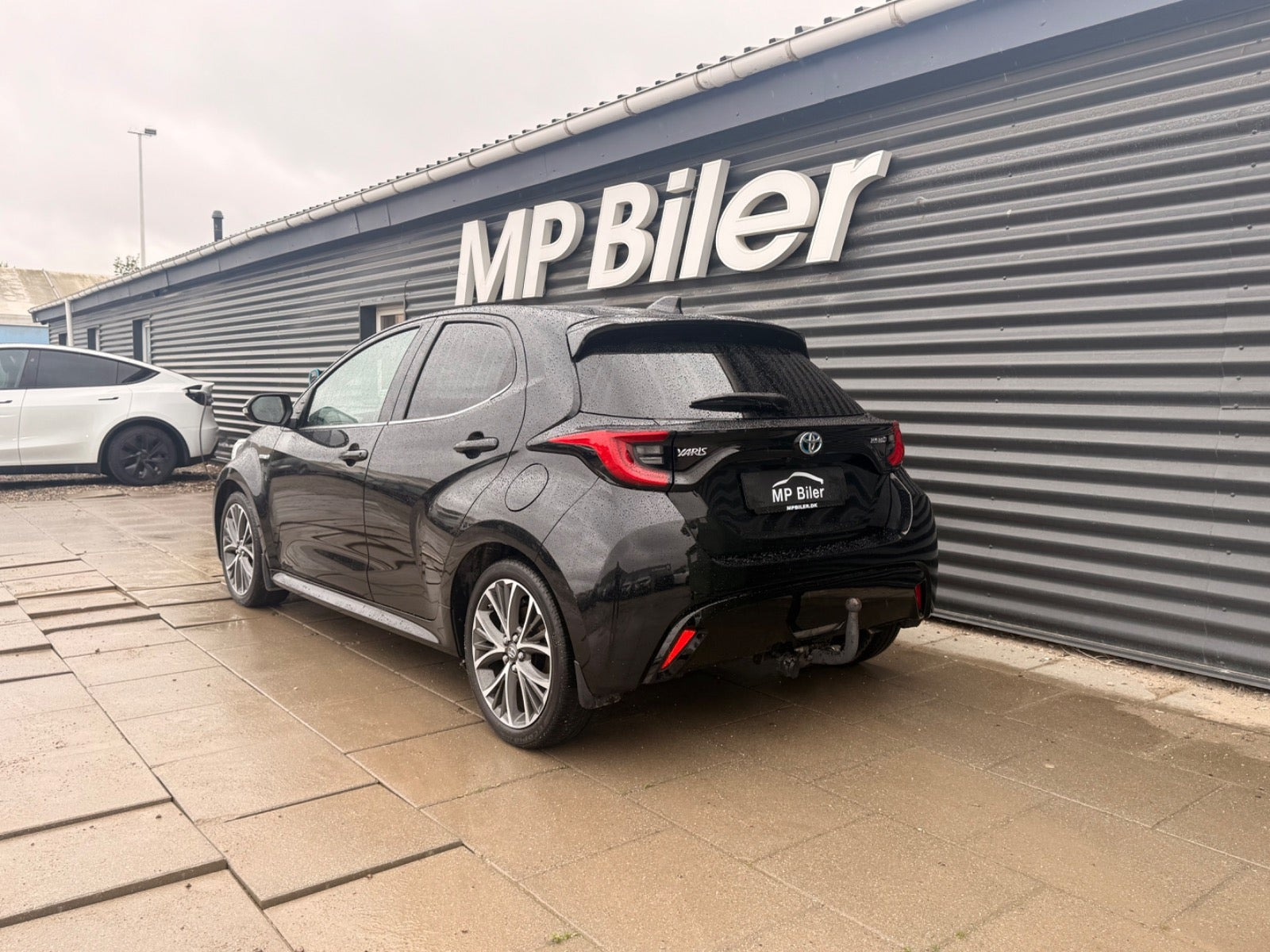 Sort Toyota Yaris fra 2020