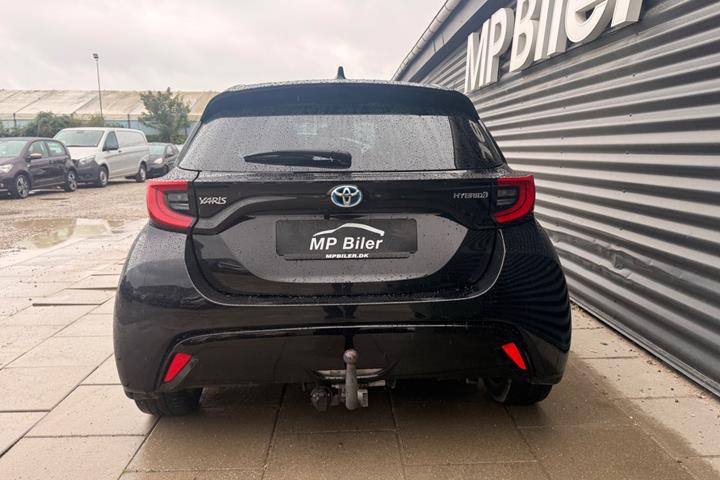Sort Toyota Yaris fra 2020