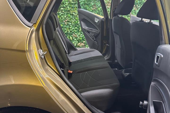 undefined Ford Fiesta fra 2013