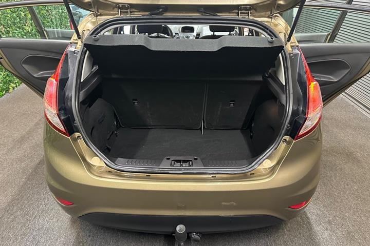 undefined Ford Fiesta fra 2013