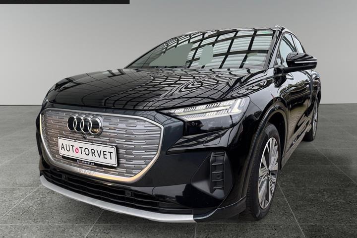 Sort Audi Q4 e-tron fra 2022 set udefra