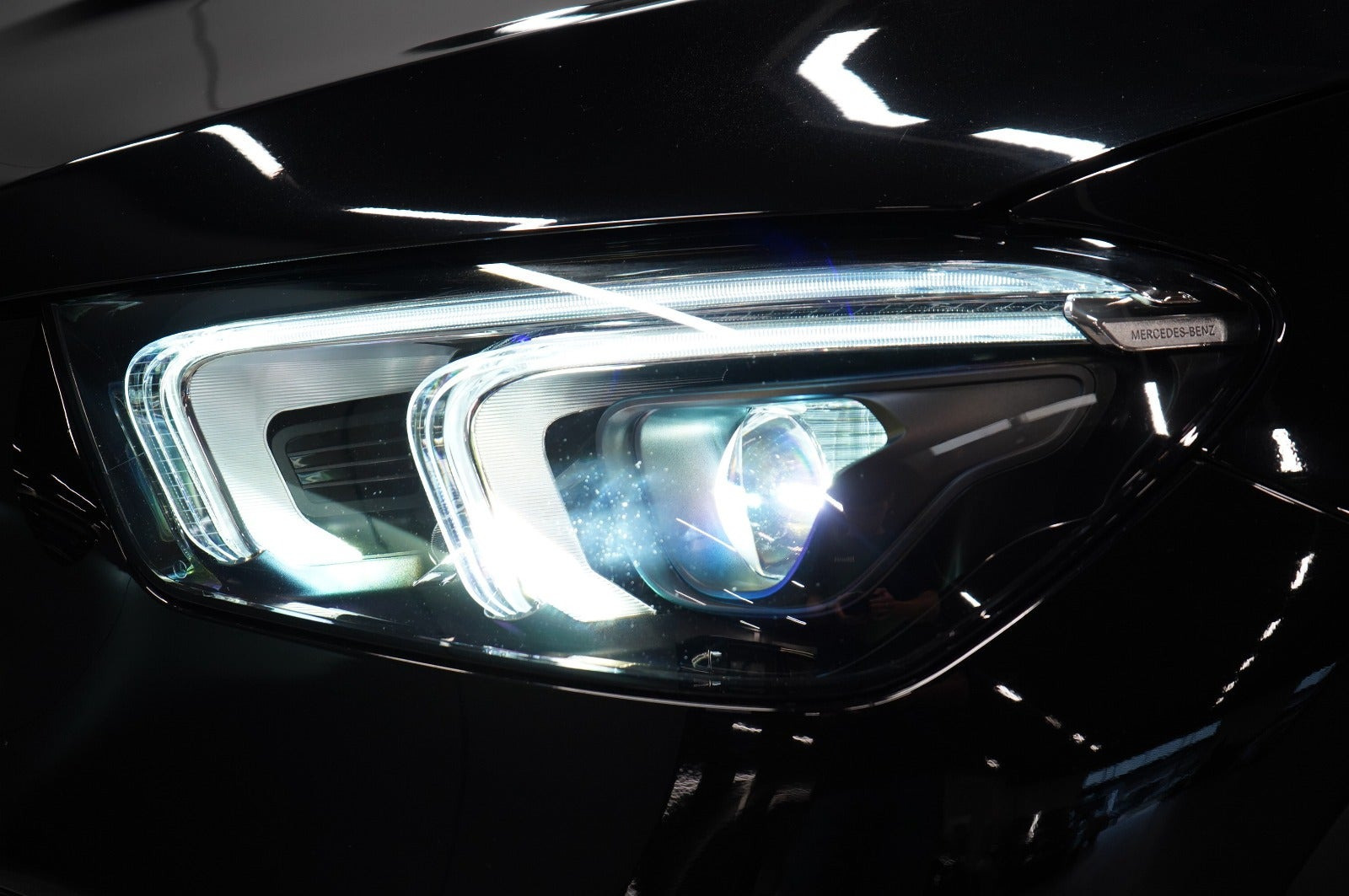 Sort Mercedes GLE350 de fra 2022