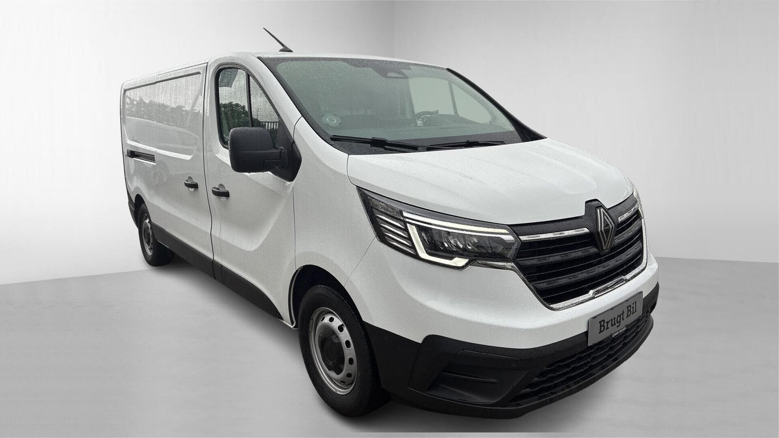Hvid Renault Trafic fra 2025