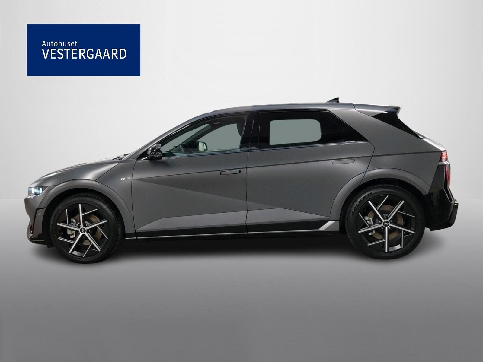 Grå Hyundai Ioniq 5 fra 2026