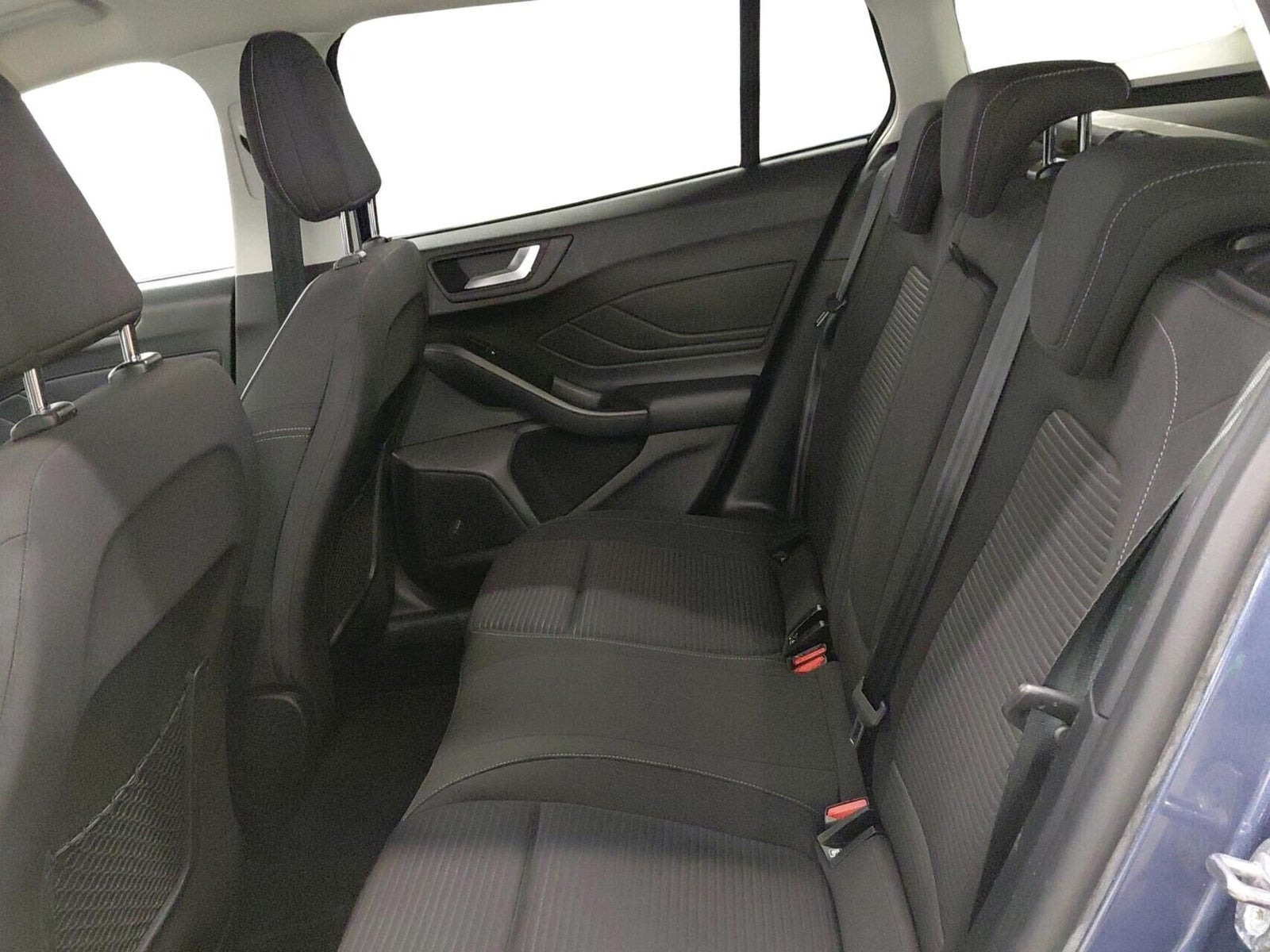 Blå Ford Focus fra 2019