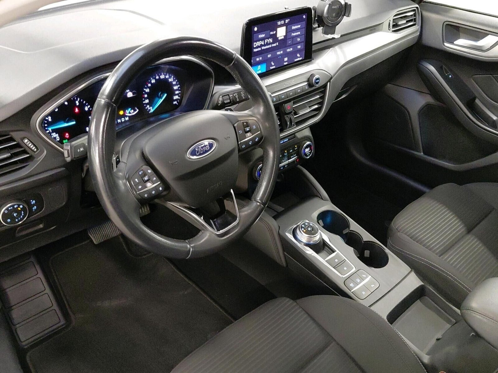 Blå Ford Focus fra 2019