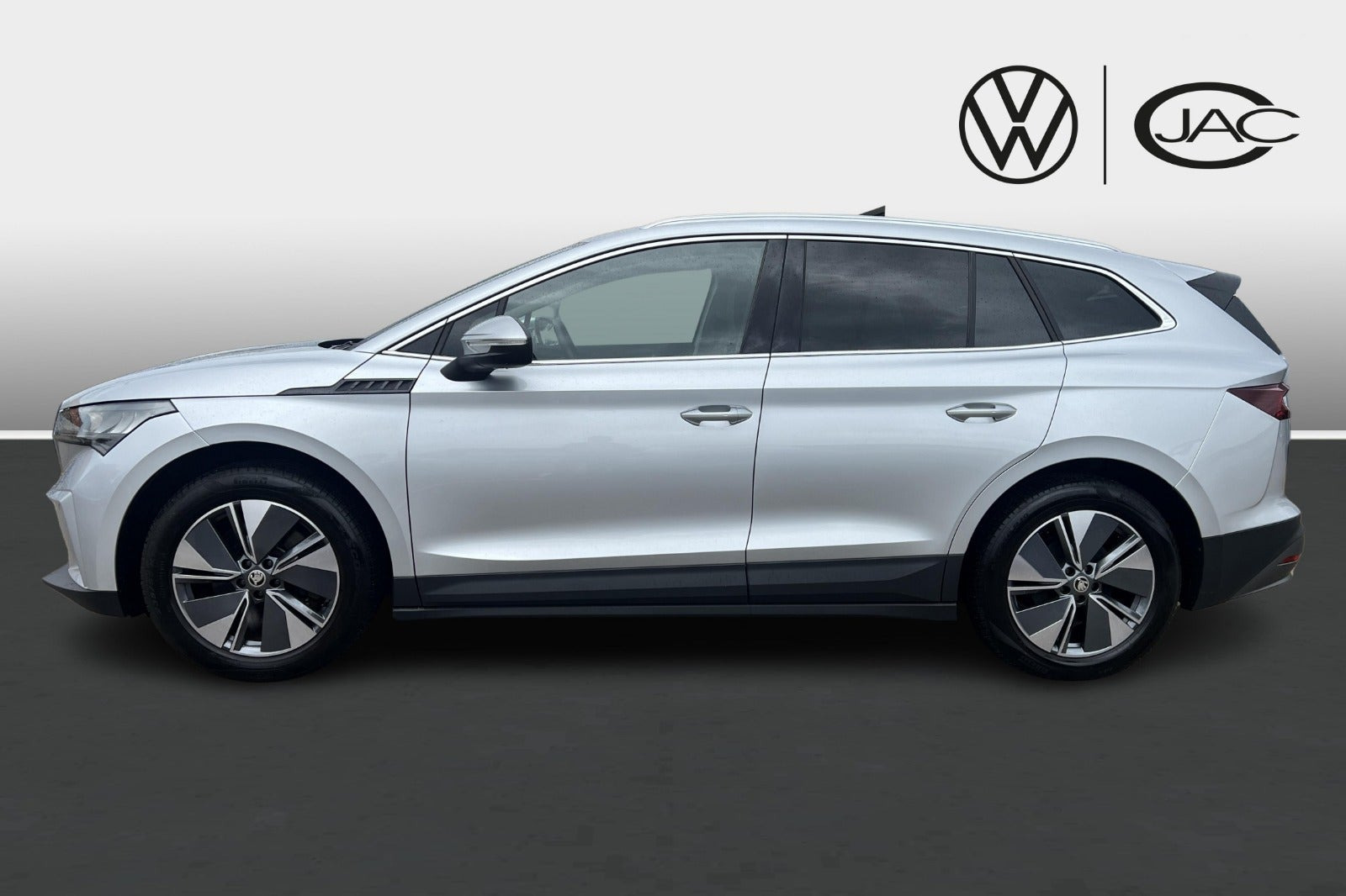Sølv Skoda Enyaq fra 2023