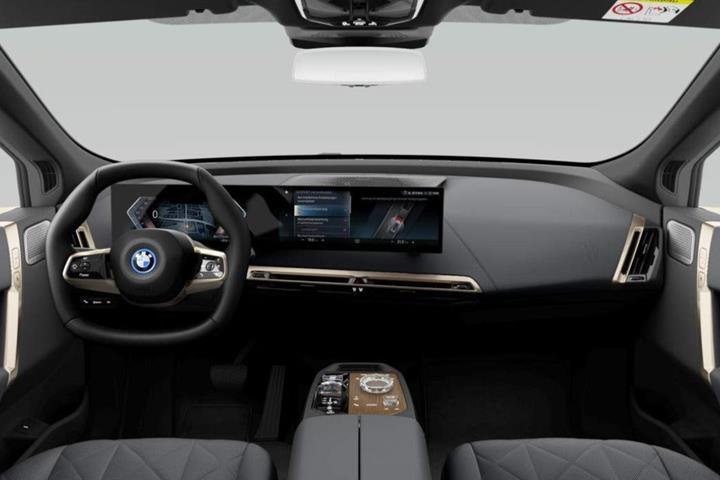 Sort BMW iX fra 2023