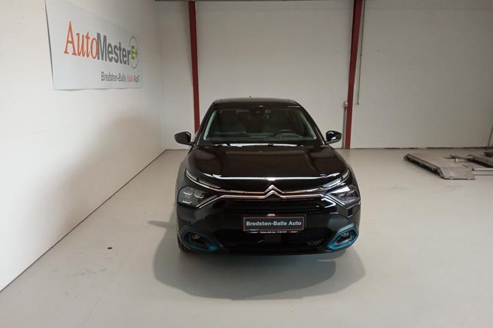 Sort Citroën ë-C4 X fra 2023